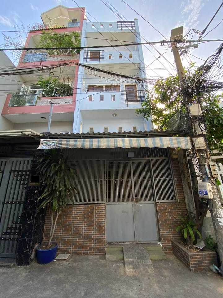 Nhà Nguyên Căn Tân Phú 200m² - 4PN, 4Lầu, KD Đa Ngành