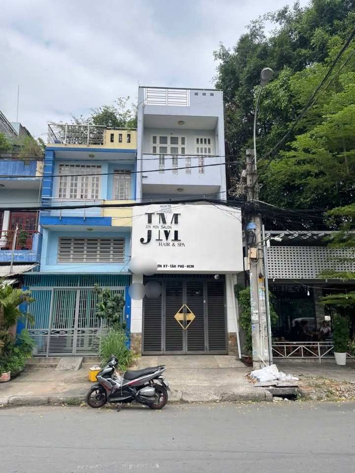 Nhà Mặt Tiền Kinh Doanh Aeon Tân Phú, 100m², 21 Triệu/Tháng