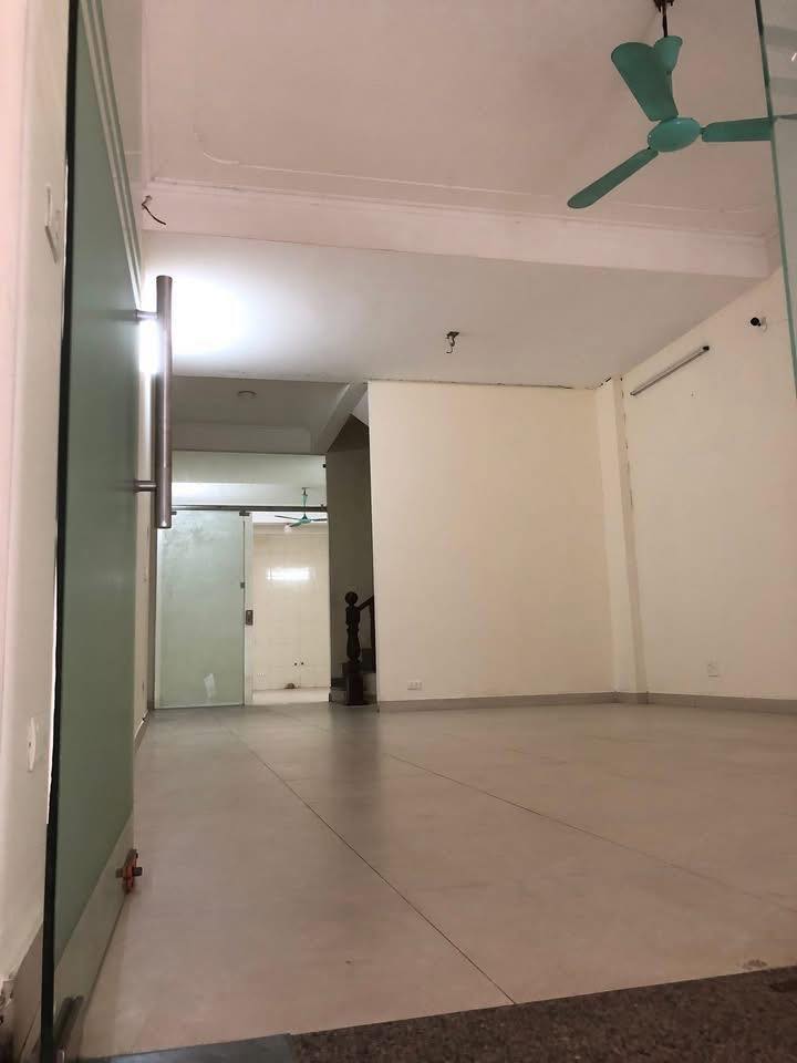 Cho Thuê Nhà Mặt Đường Tân Triều, Thanh Trì - 100m² x 5 Tầng, Kinh Doanh Đa Ngành