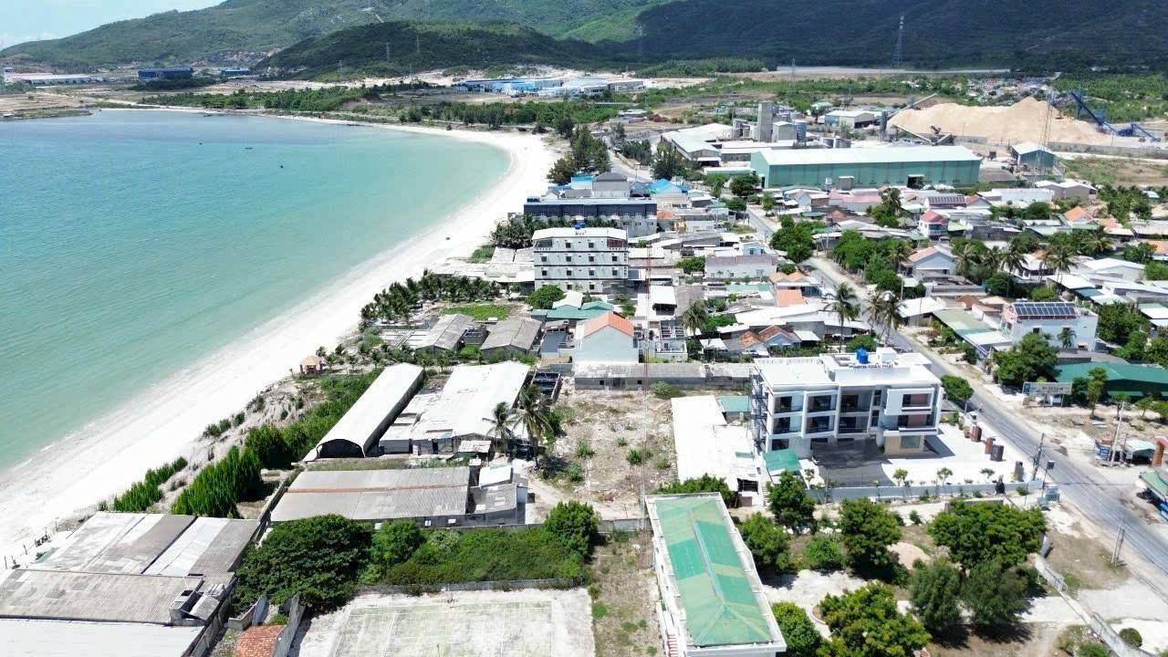 Đất Biển Dốc Lết 583m² - Sổ Đỏ Sẵn Sàng, Gần Biển 60m