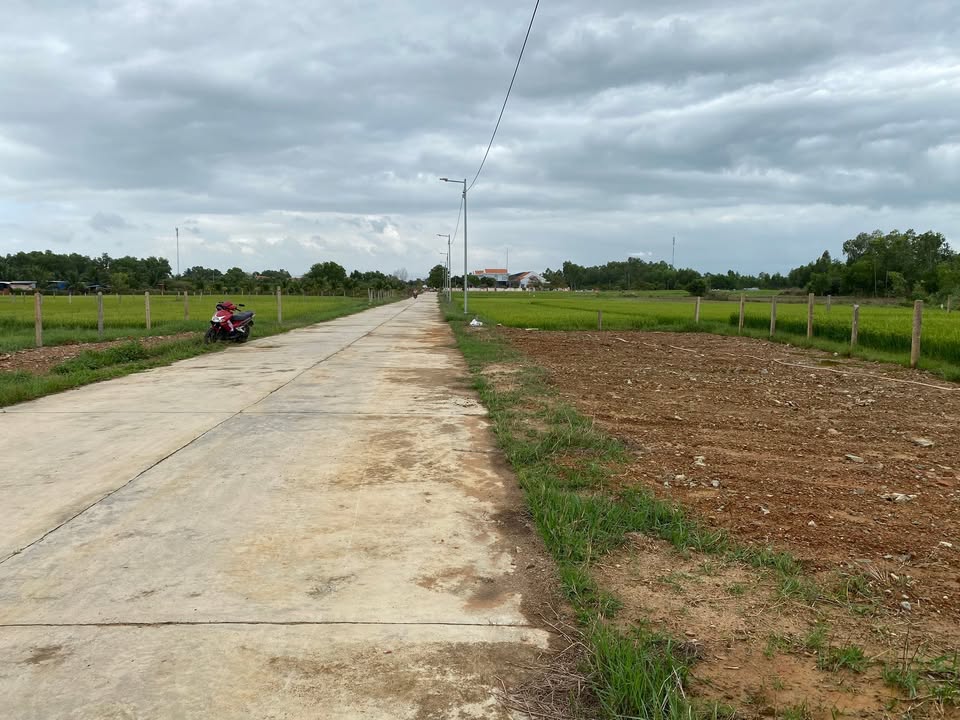 Đất nền Lạc Bình, Ninh Thủy - Sổ hồng thổ cư, giá chỉ từ 395 triệu