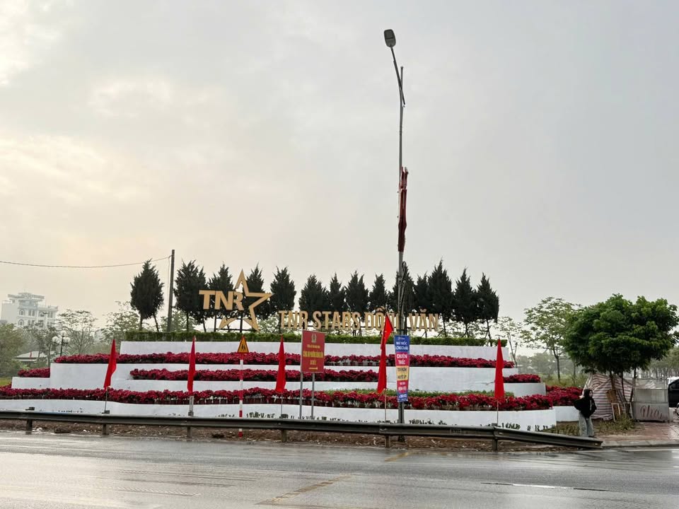 Bán Gấp Lô Góc TNR Đồng Văn 100m² - Sổ Đỏ Sẵn Sàng