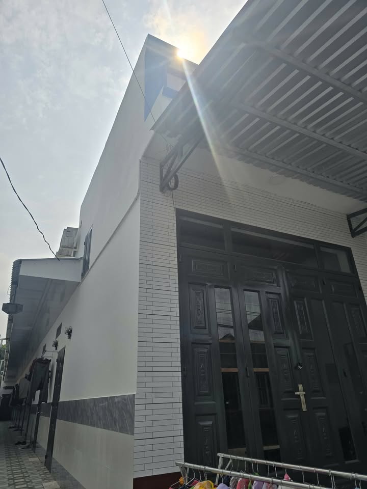 Bán Nhanh Dãy Trọ 200m² Đường Bình Tiền 1, Đức Hòa - Thu Nhập 20 Triệu/Tháng