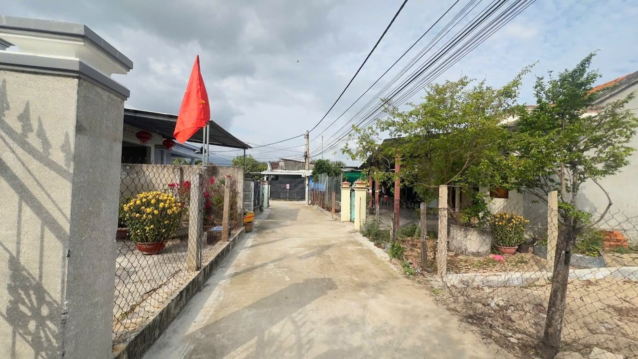 Đất Vạn Ninh 155m² - Mặt tiền đường 20m, Giá 1 Tỷ