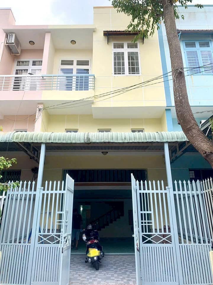 Cho thuê Nhà Trệt Lửng Lầu KDC 586, Cần Thơ - 100m², 3PN, 8 Triệu/Tháng