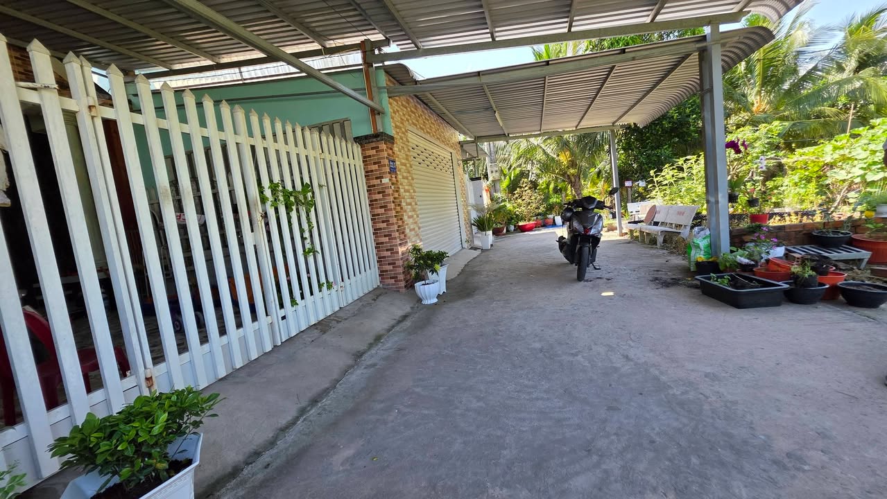 Nhà Đẹp Trung An, Mỹ Tho - 110m² Sổ Sẵn, Giá 1.25 Tỷ - Ô Tô Đậu Cửa