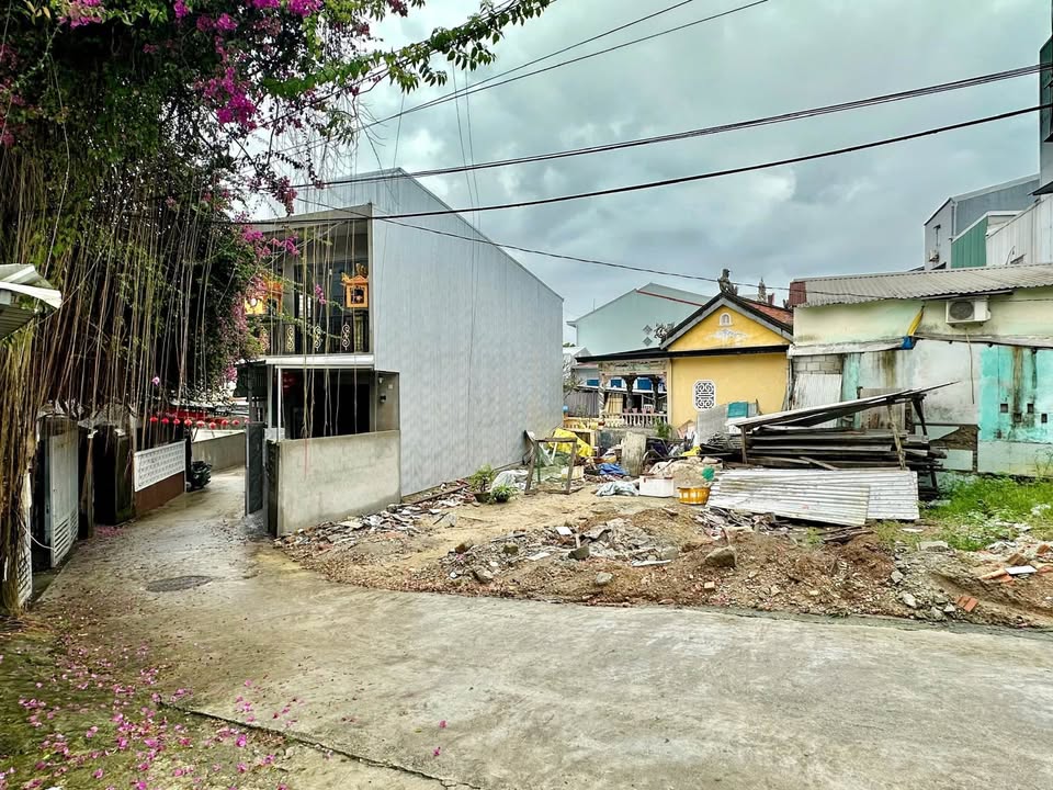 Đất Kiệt Ô Tô 77.7m² Trần Phú, Huế - Sổ Hồng Chính Chủ Giá Tốt