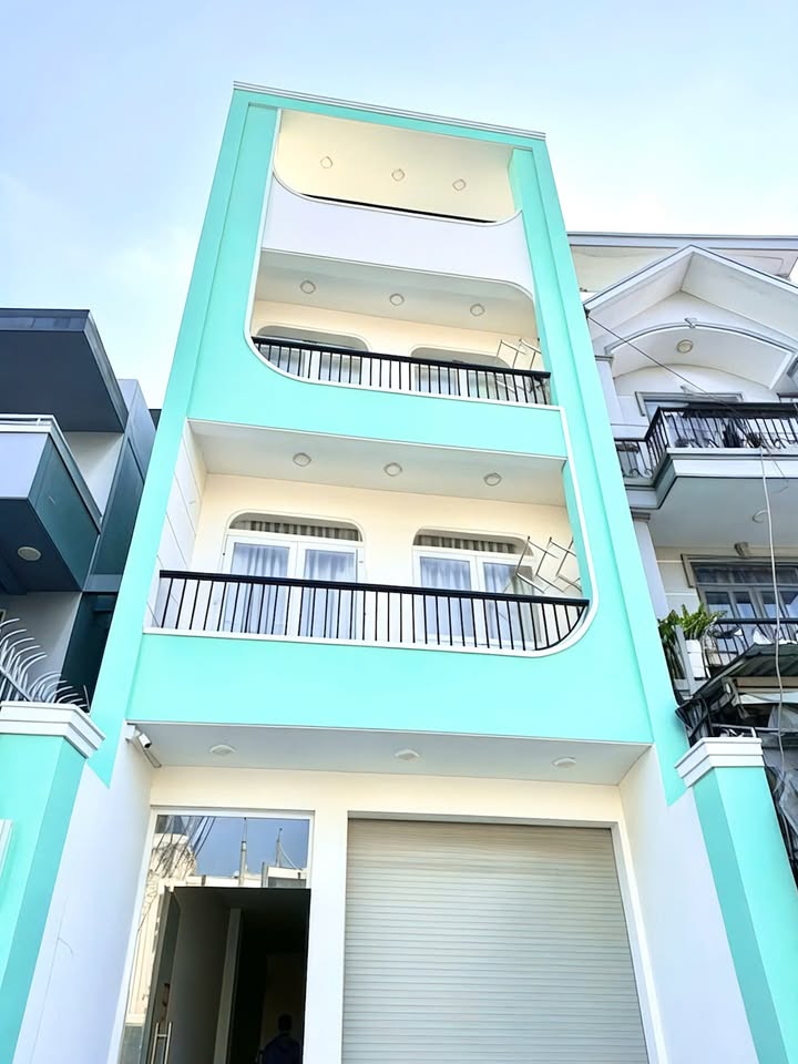 Nhà phố Hoa Phượng Phú Nhuận 110m² - Mặt tiền kinh doanh đắc địa!