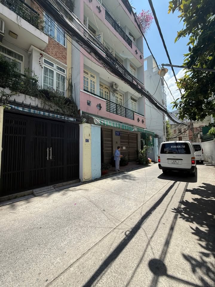 Nhà Hẻm Xe Tải Tô Hiến Thành Q10 - 57m² - 12.8 Tỷ - Kinh Doanh Đa Ngành