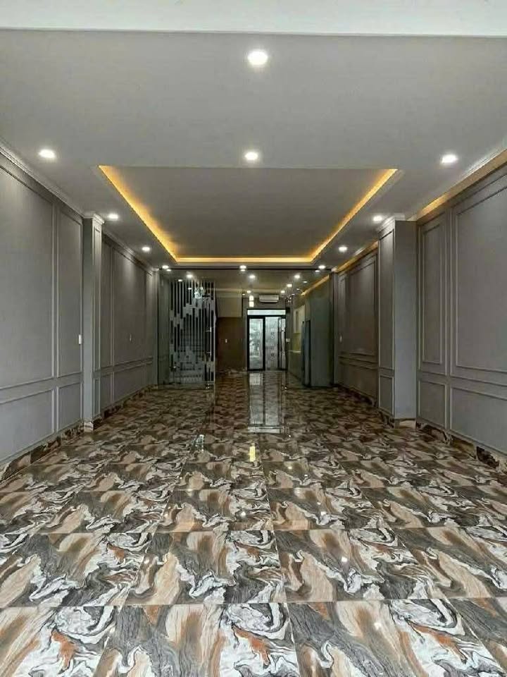 Nhà Mặt Tiền Đường Số Bình Tân - 90m² - 4 Tầng - 9.2 Tỷ - Dòng Tiền 23 Triệu/Tháng