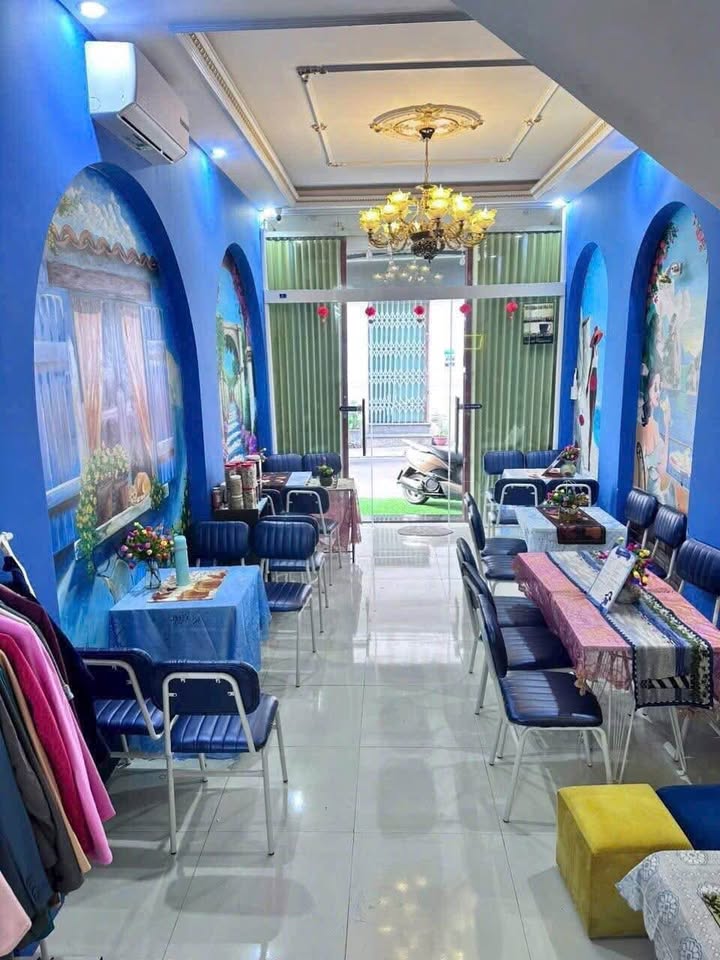 Nhà 3 Tầng Đường Hoàng Văn Thụ, Quy Nhơn - 44m² Sổ Đỏ, Giá 3.99 Tỷ