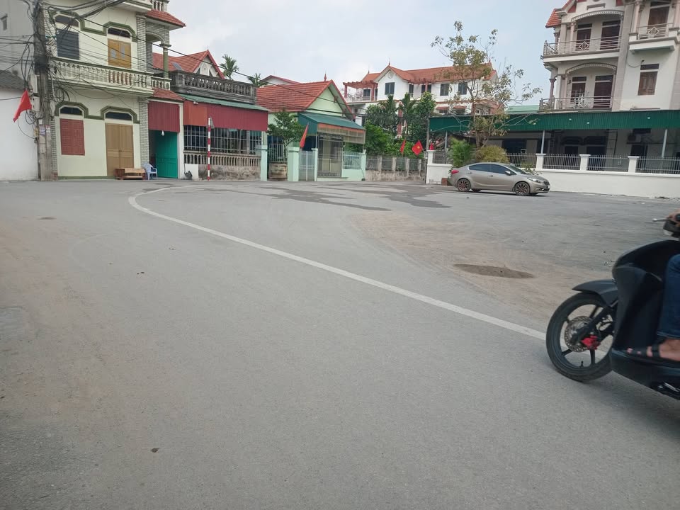 Đất nền Đồng Than Yên Mỹ 100m² - Sổ vuông, giá 3 tỷ, đường thông thoáng