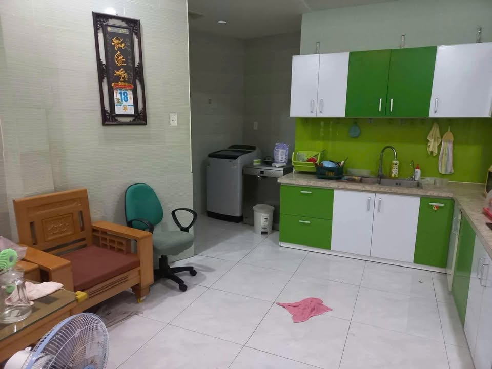 Cho thuê nhà mặt tiền Trần Cao Vân, Đà Nẵng - 100m², 4PN, Giá 17 triệu