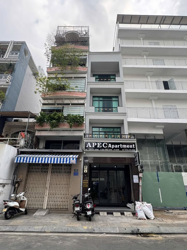 Nhà Phố 193 Cô Giang, Quận 1 - 42m², 4 Tầng - Giá 25 Tỷ