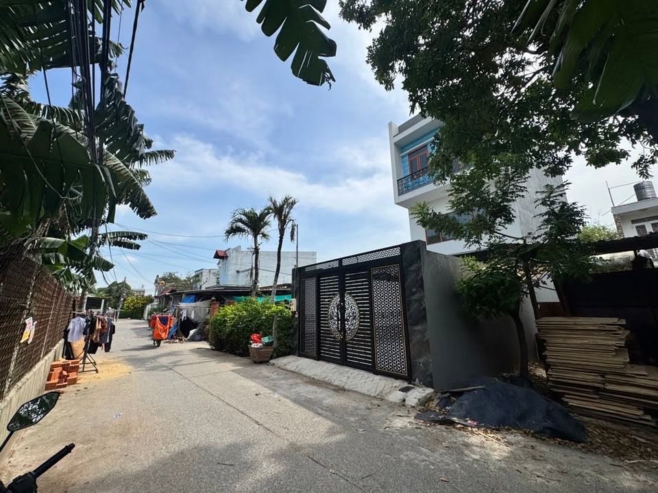 Nhà 125m² Hóc Môn - 3 Tầng, Sân Oto, Giá 6 Tỷ TL