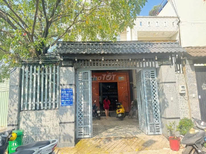 Nhà 2 Mặt Tiền Q12 - 143m² - 5PN - Ngay Metro Tham Lương