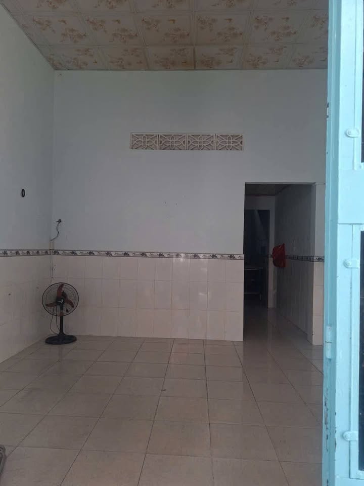 Nhà Gác Lửng 40m² Dĩ An - 2PN, Giá 3 Triệu/Tháng