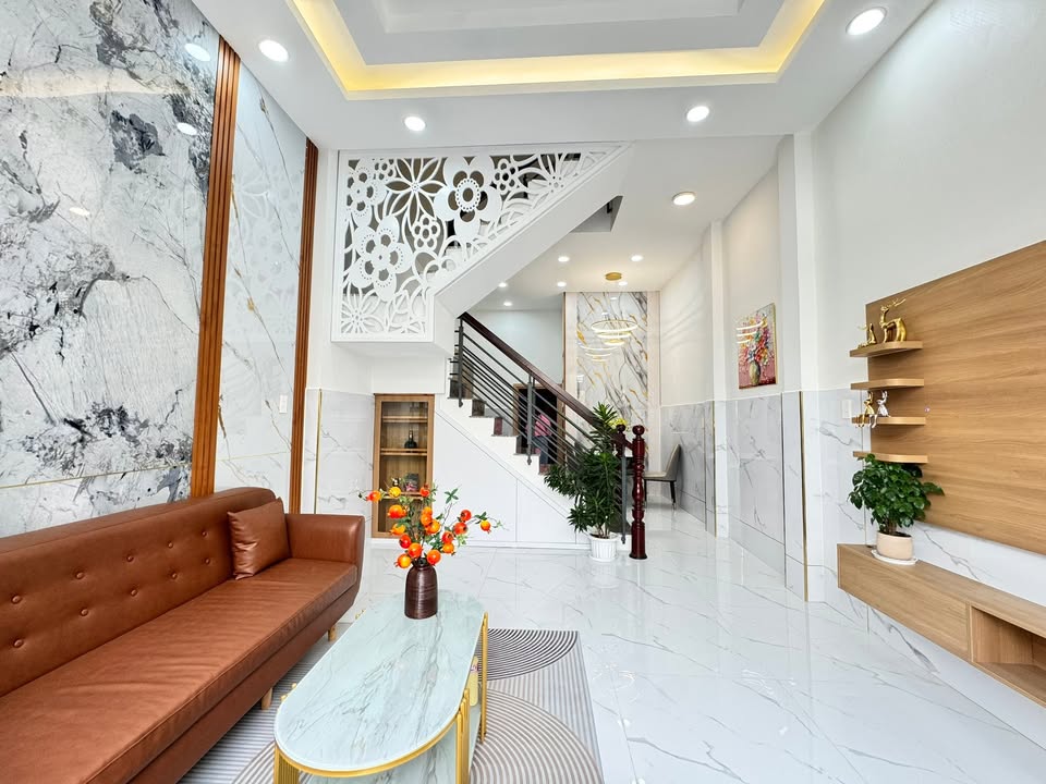 Nhà riêng Gò Vấp Lê Đức Thọ 52m2 5.79 tỷ - Ô tô vào tận nhà