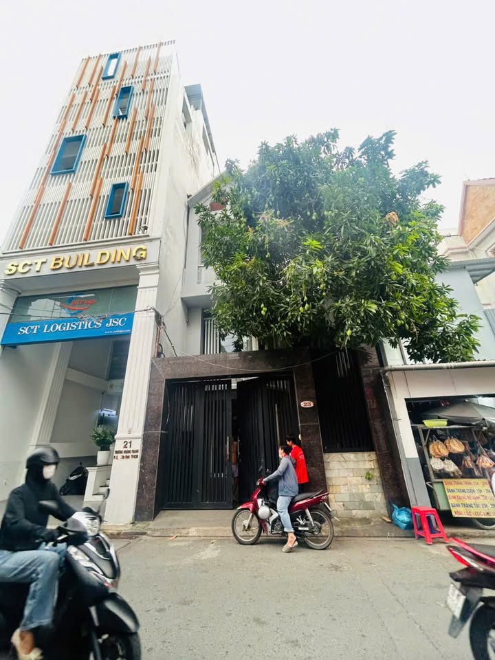 Nhà Mặt Tiền Kinh Doanh 98m² Trương Hoàng Thanh, Tân Bình - Giá 23 Tỷ