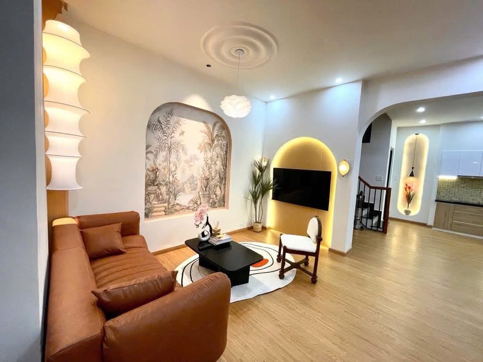 Nhà 47.7m² Nguyễn Văn Linh - Ngang 5.5m Hiếm - Giá 5 Tỷ