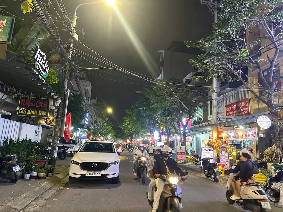 Mặt Tiền KD Sầm Uất Lê Độ Đà Nẵng - 110m² - 16 Tỷ TL