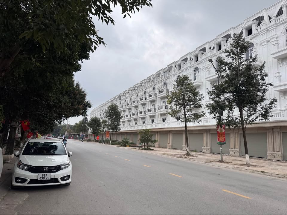 Đất Lô Góc 95m² Âu Cơ, Thuận Thành - Giá Nhỉnh 6 Tỷ, Sổ Đỏ Sẵn