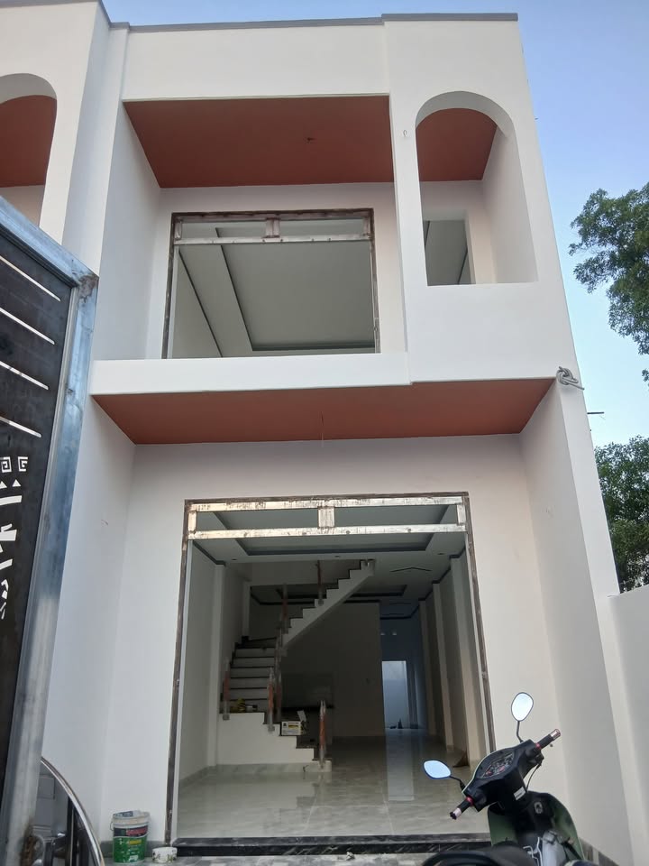 Nhà 1 Trệt 1 Lầu 108m² Đường Thông 4.5m, Vĩnh Cửu - Sổ Riêng, Giá 2.57 Tỷ