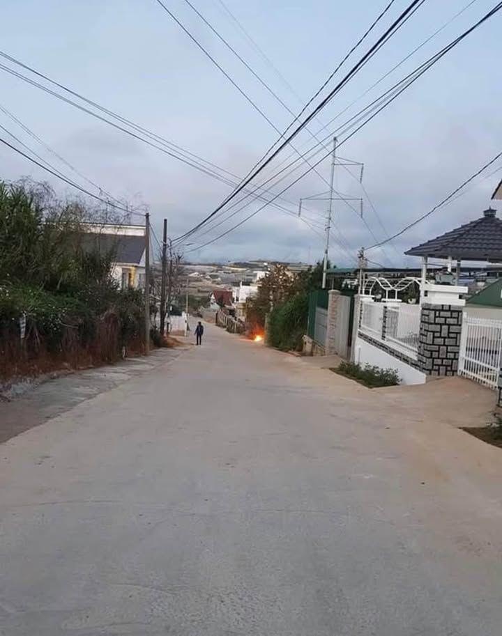 Đất 2 Mặt Tiền Nam Hồ, Đà Lạt 248m² - Sổ Riêng, View Đẹp