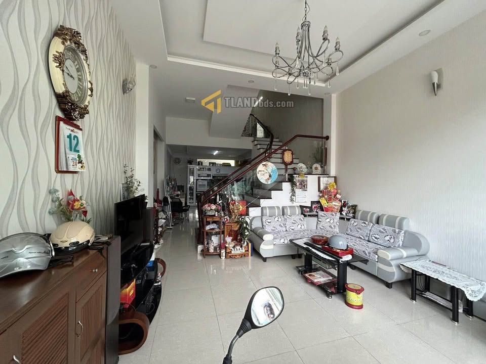 Nhà Phố Mặt Tiền Hoàng Diệu, Đà Lạt - 56.9m² - 3 Tầng - 8.8 Tỷ