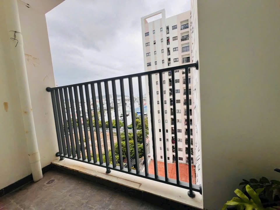 Cho thuê căn hộ 2PN Hà Quang 1, Nha Trang - 65m² full nội thất, ban công thoáng