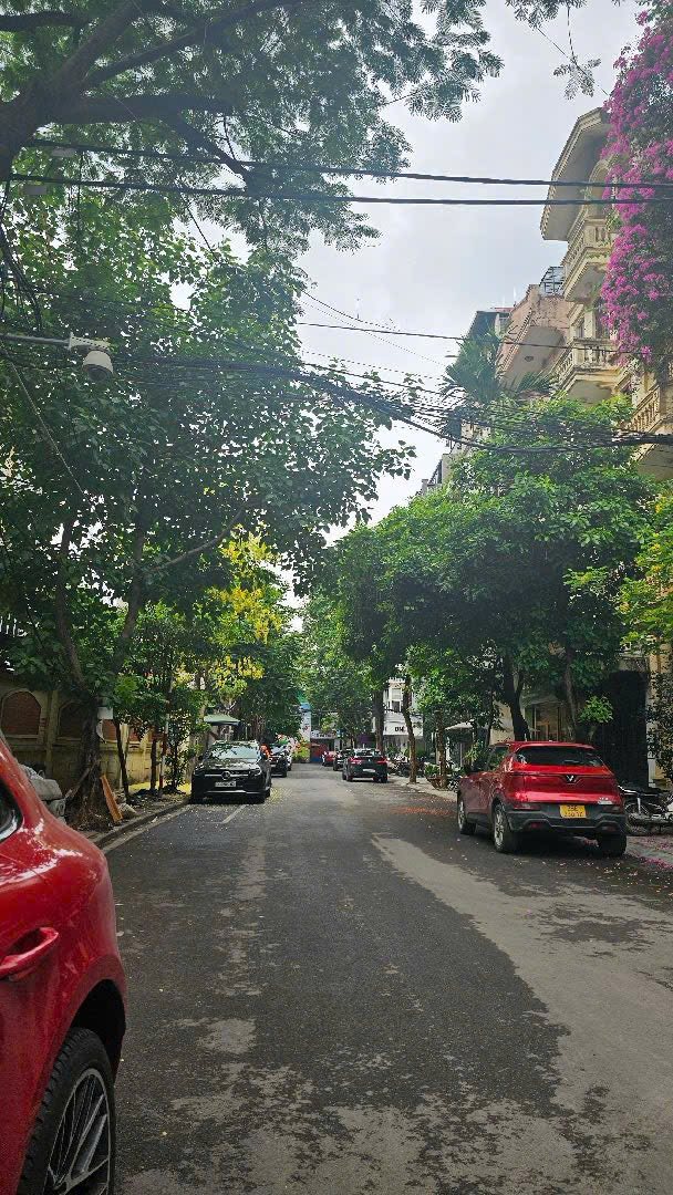 Bán Đất Phân Lô Nguyễn Xiển 49m² - Ô Tô Tránh, Sổ Đỏ Vuông Vắn