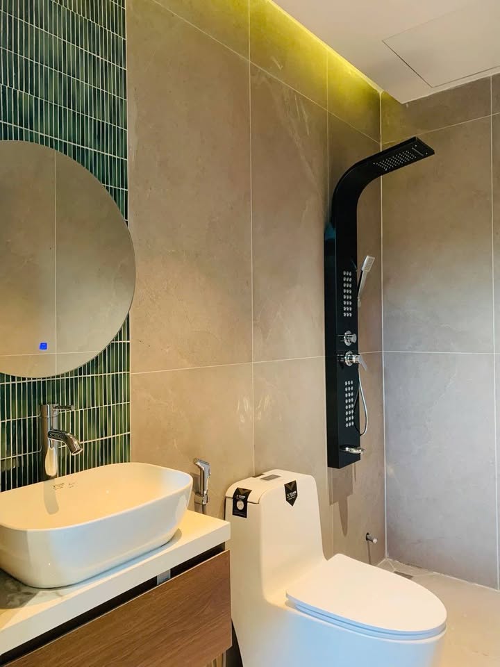 Nhà 3 Tầng Kiên Cố Hòa Minh 102m² - Trung Tâm Liên Chiểu - Giá 8 Tỷ