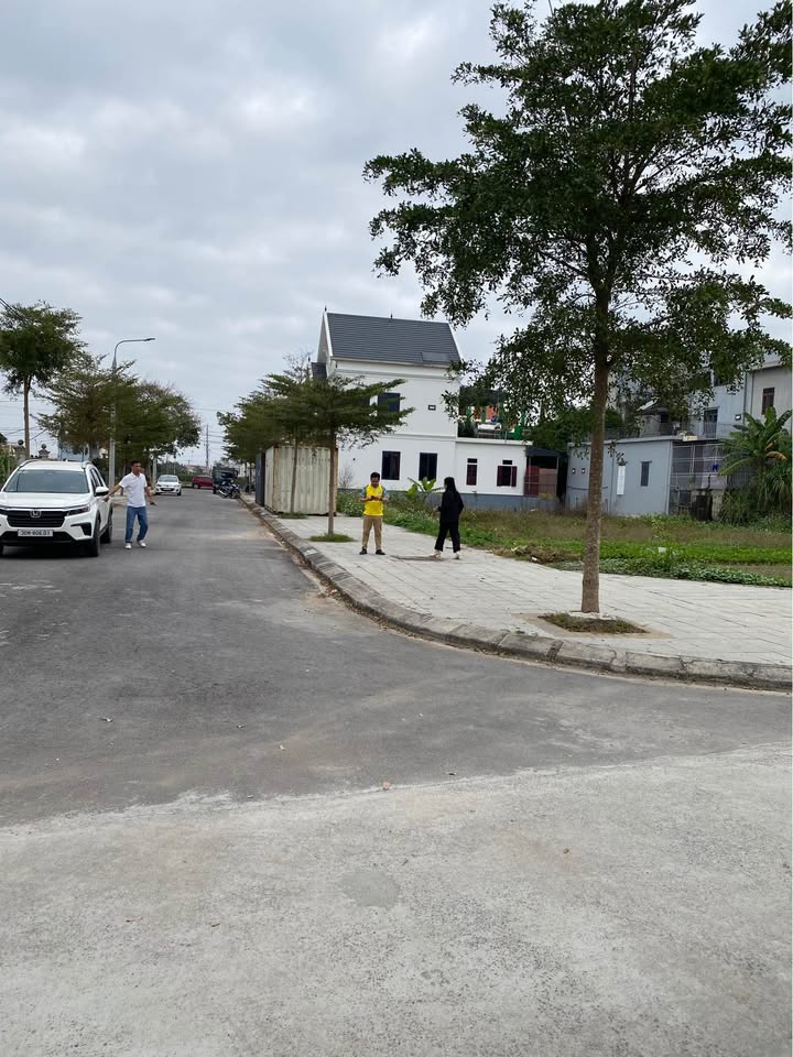 Bán Gấp Đất 100m² Sát Đô Thị Xuân Thiện - Giá Từ 1 Tỷ