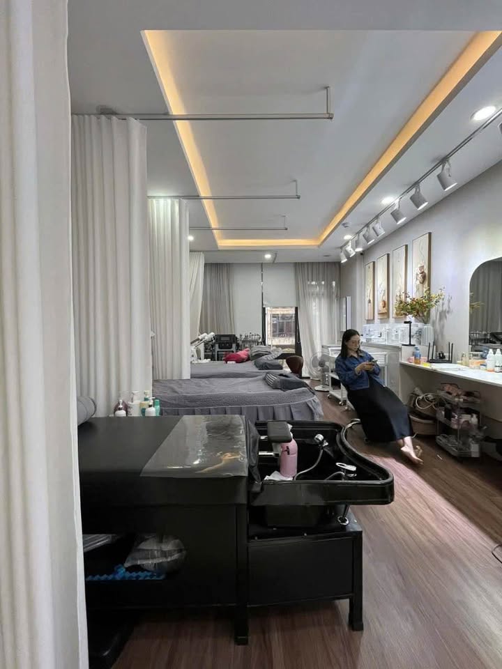 Cho thuê sàn KD 90m² tầng 2 Hàm Nghi, Mỹ Đình - Giá 13 triệu/tháng