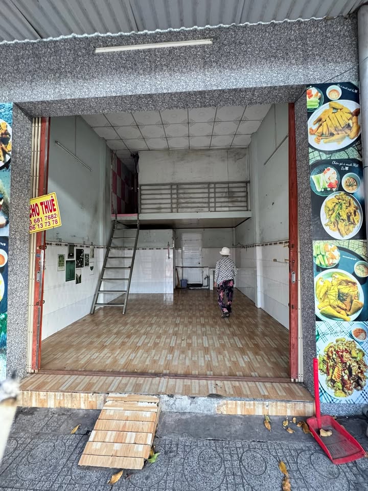 Mặt Bằng Kinh Doanh Mặt Tiền Nguyễn Công Bình, Mỹ Tho - 3.5 Triệu/Tháng