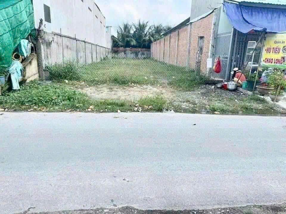 Bán Gấp Đất Thổ Cư 300m² Thuận An, Bình Dương - Giá 500 Triệu Chính Chủ