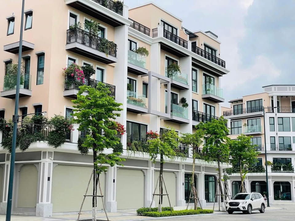 Cho thuê mặt bằng kinh doanh tầng 1 The Manor Central Park - 75m² giá 12 triệu