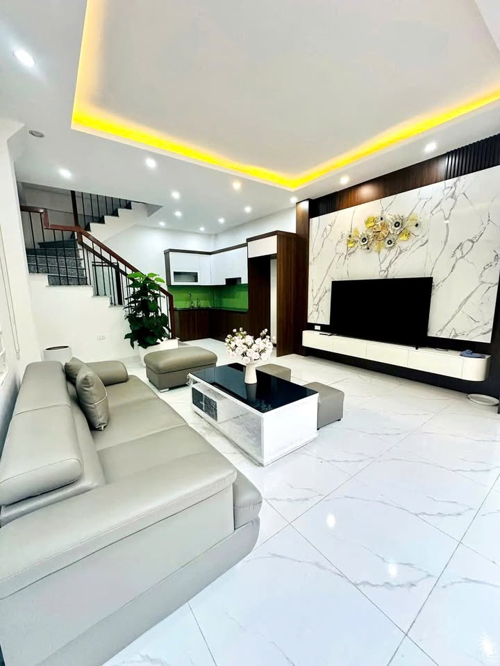 Nhà Riêng 4 Tầng Đường Vĩnh Khang, Ngọc Hồi - Sẵn Nội Thất, Giá 8 Triệu