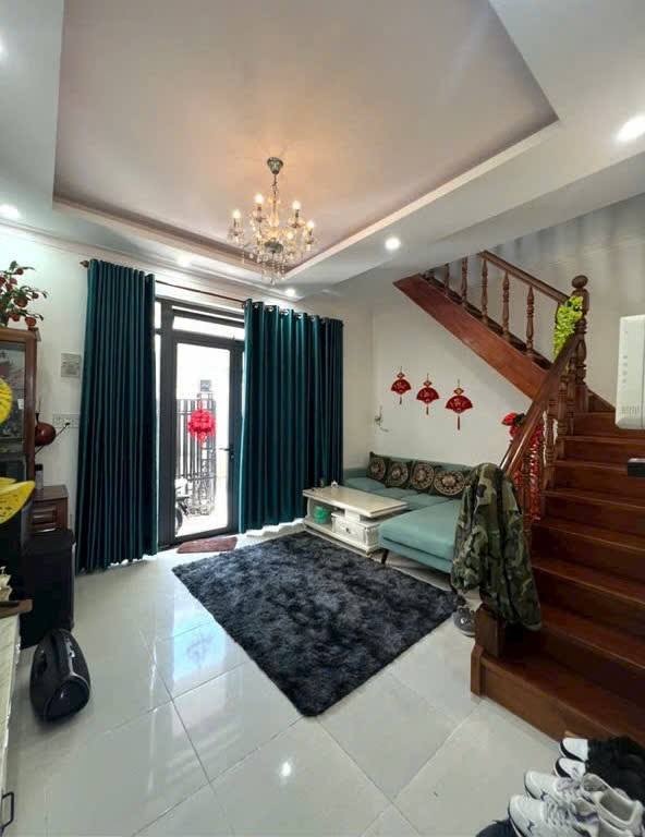 Nhà 75m² Phường 4 Đà Lạt - 2 Tỷ 590 Triệu - Ô Tô Tận Cửa