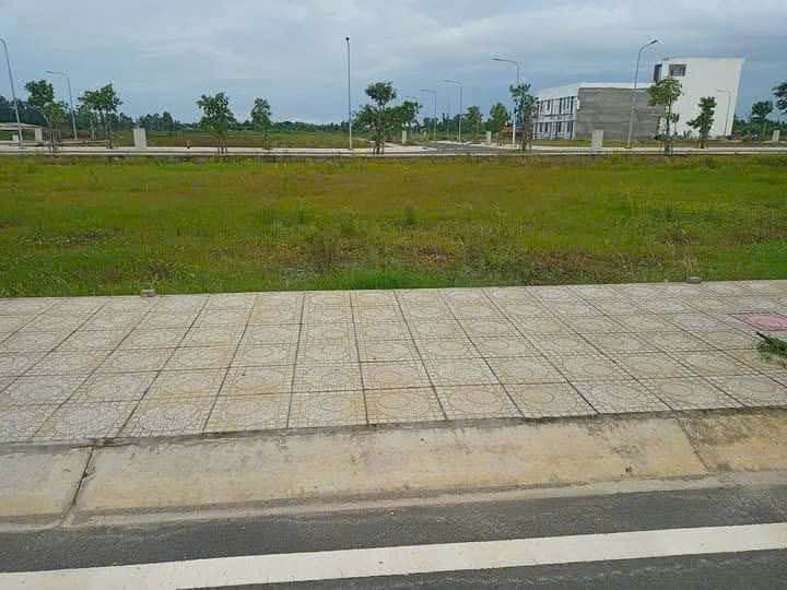 Đất nền Long Xuyên 80m² - Sổ hồng sẵn, giá chỉ 1.1 tỷ