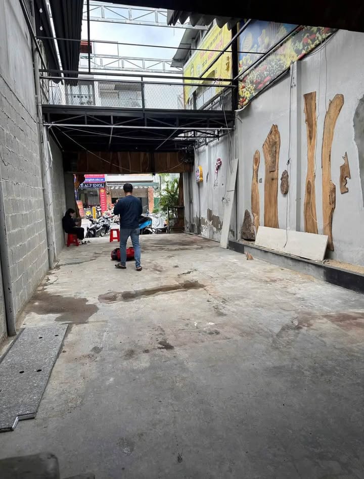 Mặt bằng KD 120m² Thích Quảng Đức, Nha Trang - Giá 20 Triệu/Tháng