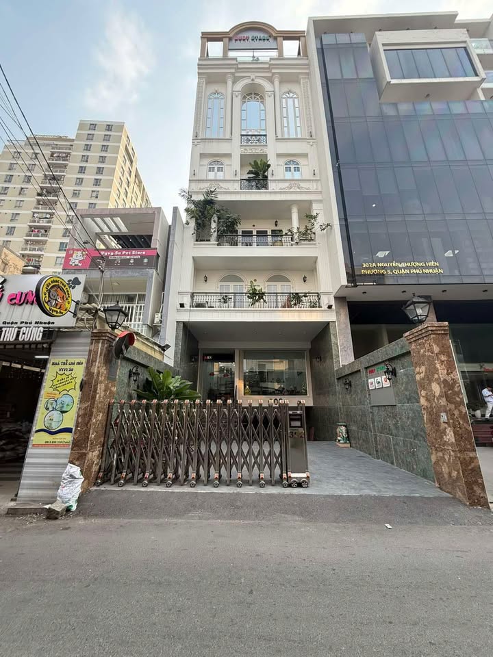 Mặt Tiền Nguyễn Thượng Hiền Phú Nhuận 184m² - Tòa Nhà 7 Tầng Sang Trọng