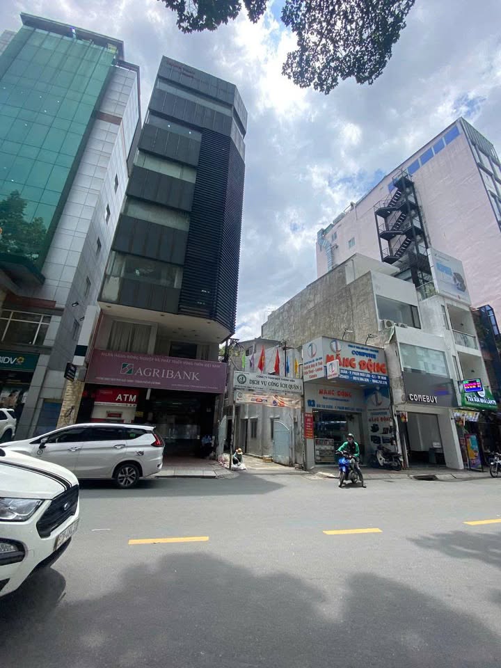 Nhà Phố Mặt Tiền 128m², Quận 10 - Hạ Giá Sốc Còn 87 Tỷ