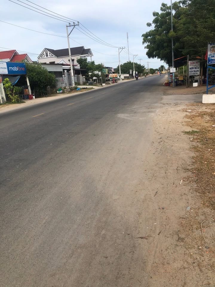 Bán Đất Mặt Tiền Đường 702 Ninh Hải 178m² - Sổ Riêng Giá Tốt