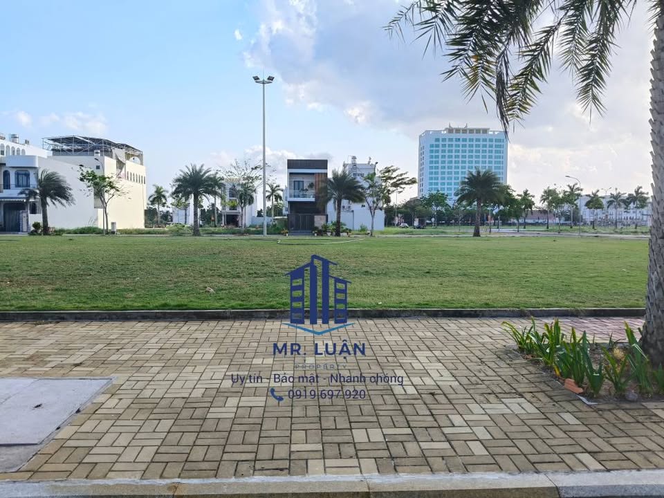 Đất nền Cà Mau 100m² đối diện công viên Minh Thắng - View Vincom