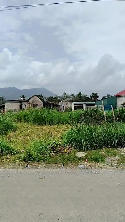 Đất nền Xuân Dục, Kỳ Anh: 120m² - Đường 10m, Dân cư đông đúc, Giá tốt