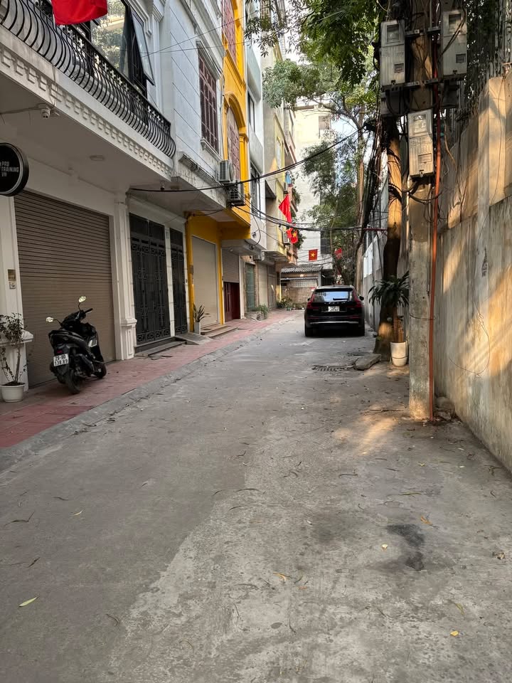 Nhà Phố Nguyễn Huy Tưởng 50m² (4 Tầng) - Kinh Doanh Đỉnh, Giá 17.5 Tỷ