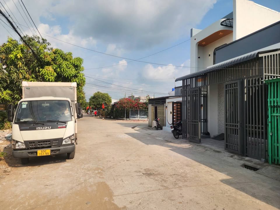 Nhà Mới Xây Mặt Tiền Hoàng Lê Kha, Rạch Giá 80m² - Sẵn Sàng Dọn Vào Ở!