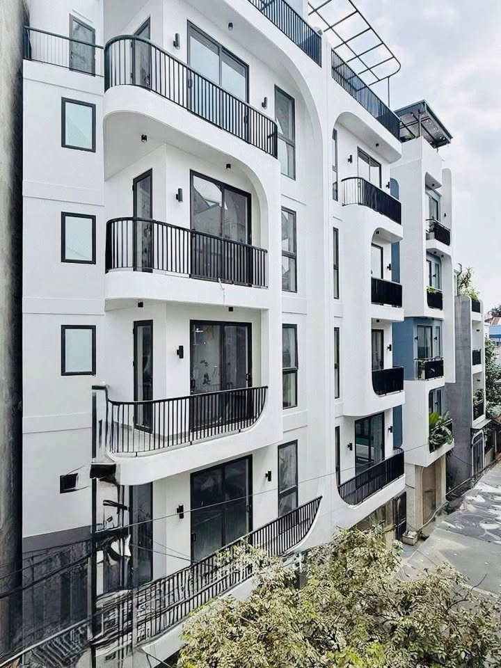 Nhà 6 Tầng Thạch Bàn 55m² - Ô Tô, Thang Máy, Full Nội Thất - 10 Tỷ