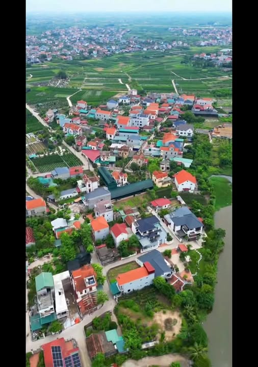 Đất nền Văn Giang 87m² - Sổ đỏ sẵn sàng, view sông đồng quê đẹp mê ly